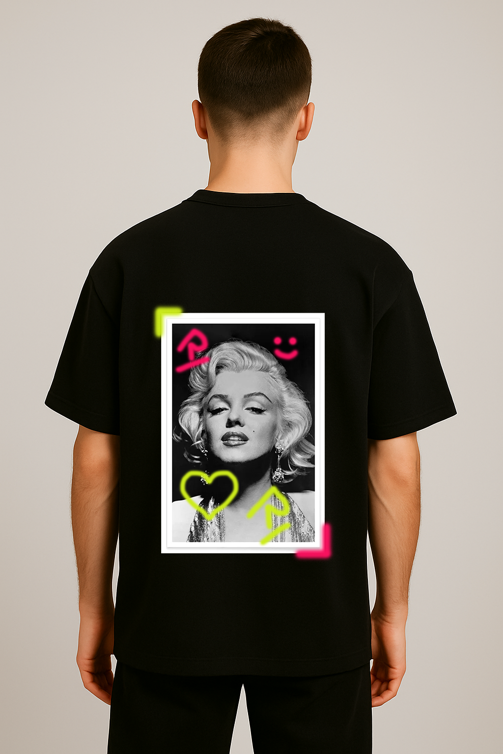 Marilyn Monroe - Oversized Shirt - Rich'n Young
